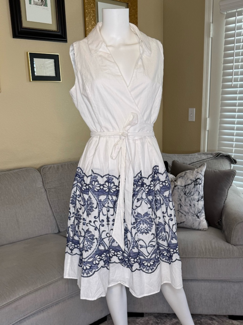Ivanka Trump White Embroidered Floral Wrap Midi Dress Size 12 NWT